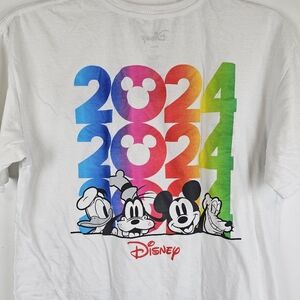 Walt Disney World 2024 T Shirt Size Large White Mickey Pluto Goofy
